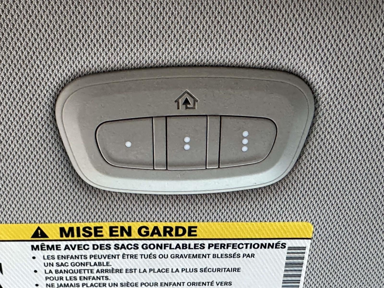 Certified 2021 Chrysler Pacifica Touring-L FWD image 34
