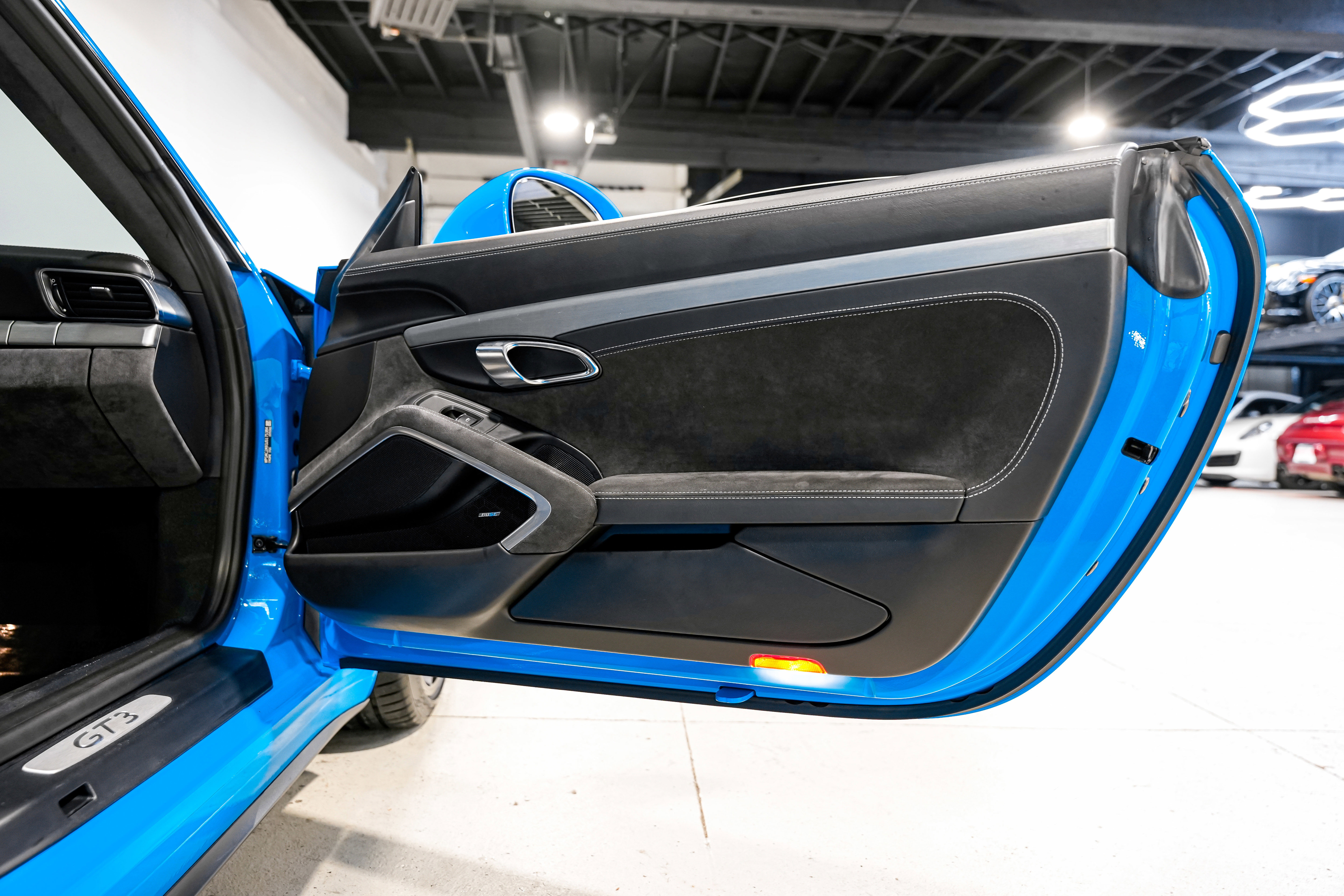 Used 2018 Porsche 911 GT3 image 27