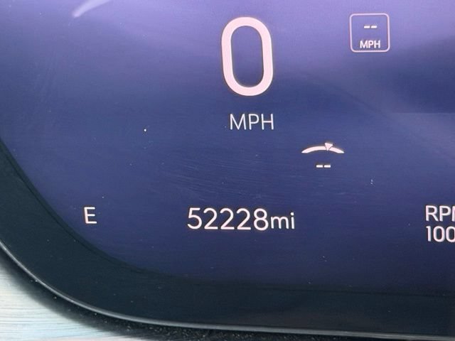 Used 2024 Buick Envision Preferred AWD/4WD image 23