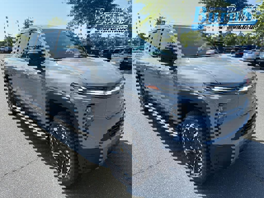 New 2026 Chevrolet Silverado EV LT image 1
