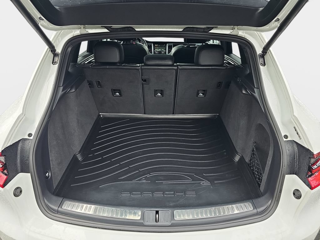 Used 2015 Porsche Macan S AWD/4WD image 11