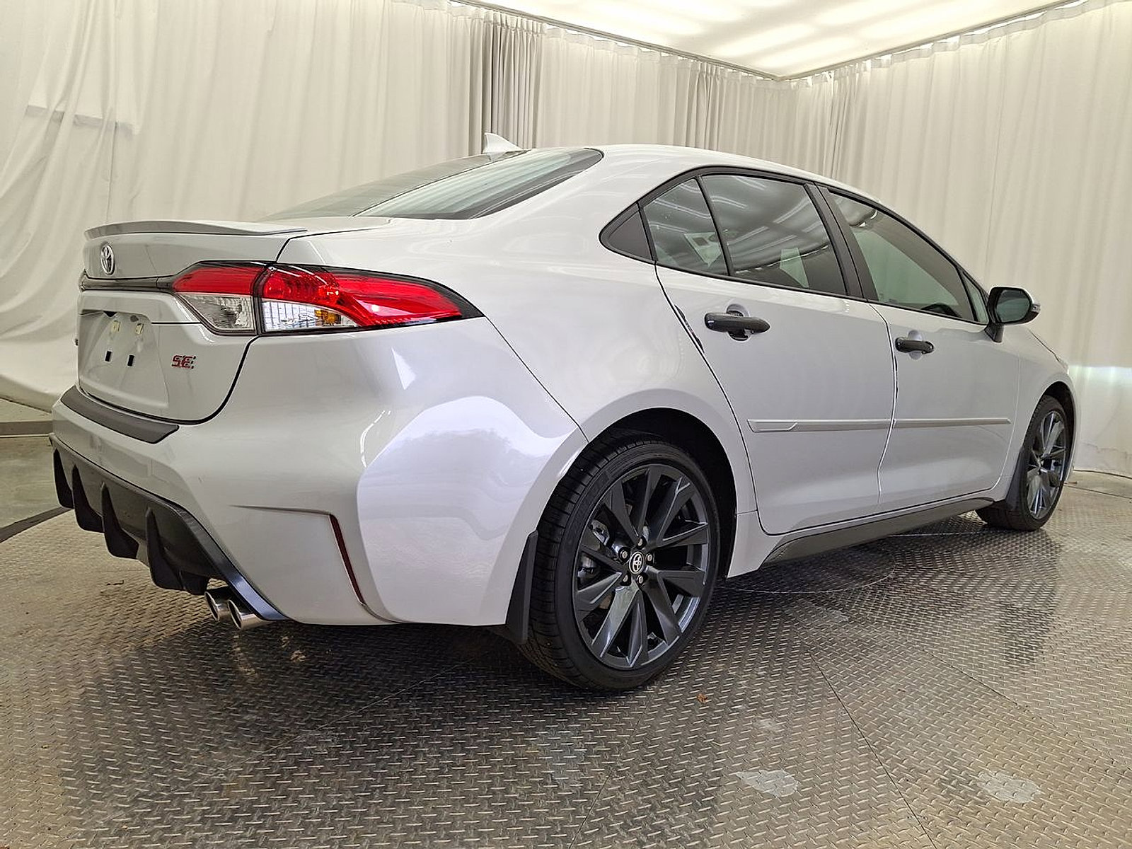 Certified 2026 Toyota Corolla SE FWD image 24