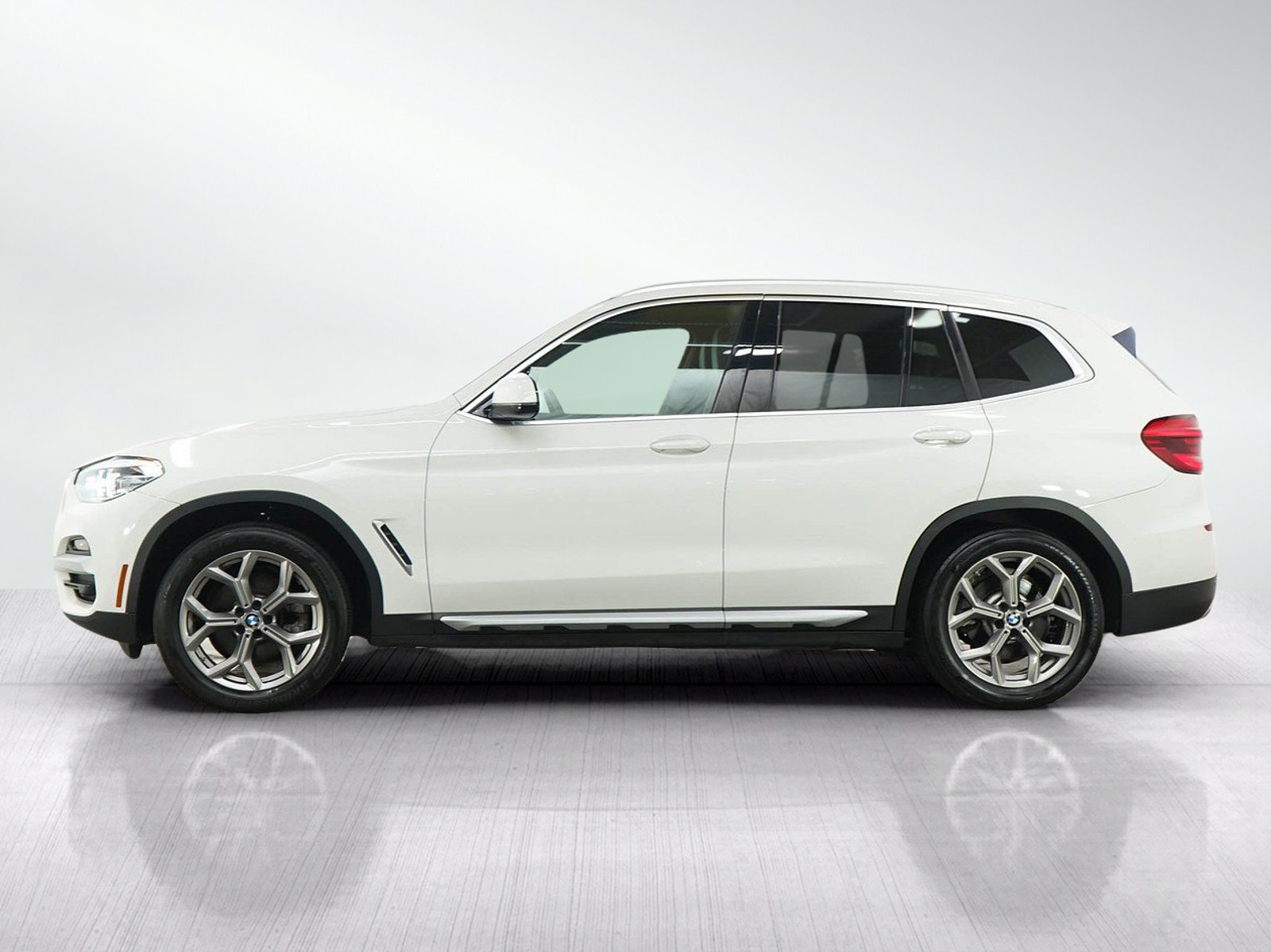 Used 2021 BMW X3 xDrive30i AWD/4WD image 2