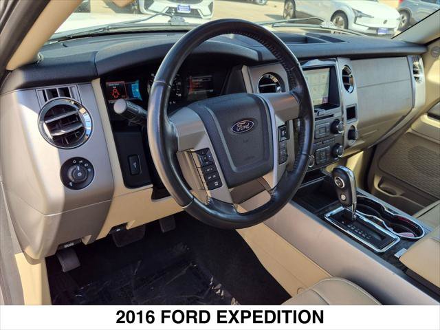 Used 2016 Ford Expedition Limited w/ Equipment Group 301A RWD image 12