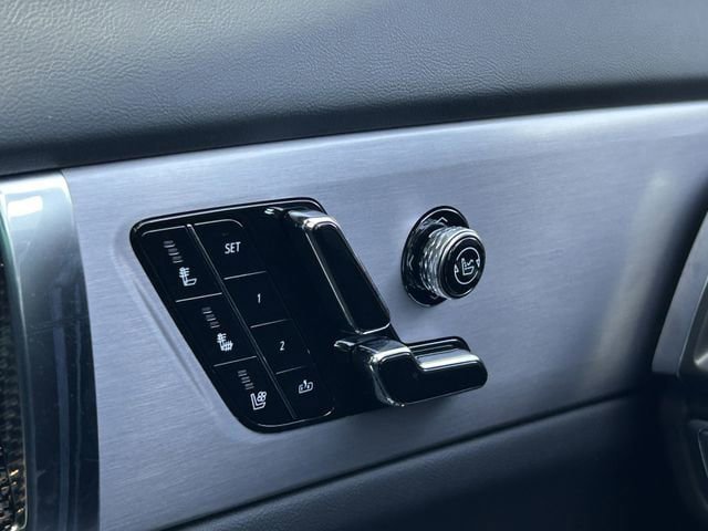 New 2026 Cadillac Vistiq Premium Luxury AWD/4WD image 22
