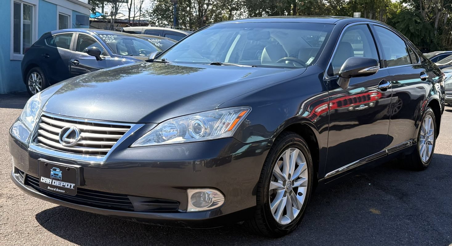 Used 2011 Lexus ES 350 w/ Preferred Accessory Package FWD image 7