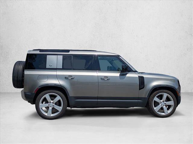 Used 2021 Land Rover Defender 110 S image 4