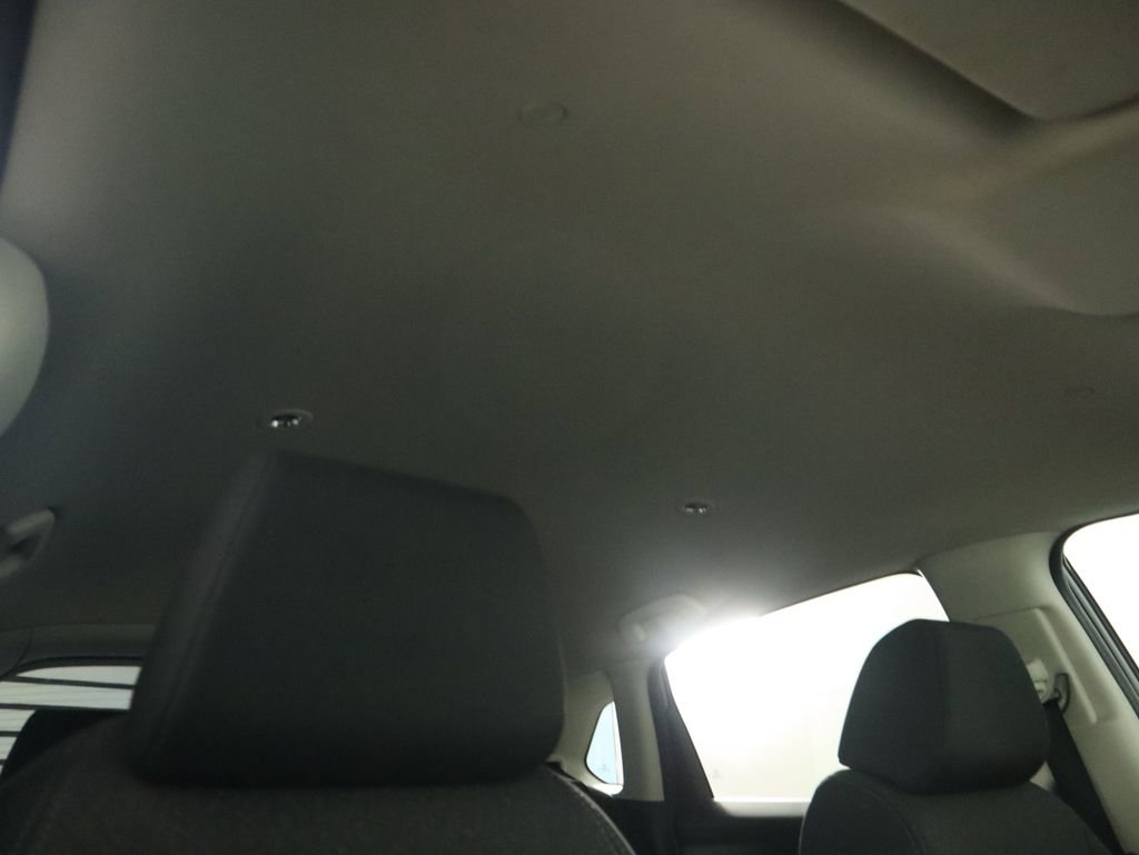 Used 2024 Honda HR-V LX image 18