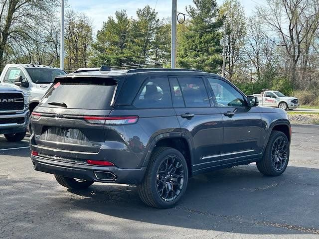 New 2025 Jeep Grand Cherokee Summit w/ High Altitude Package image 3