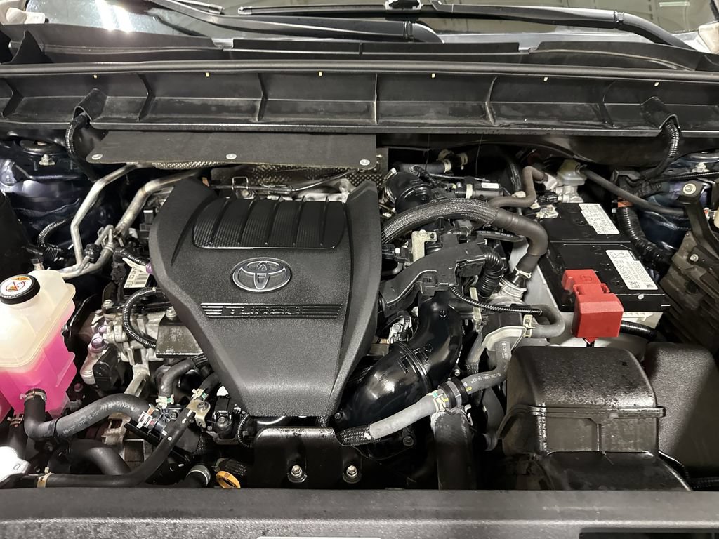Used 2023 Toyota Highlander LE FWD image 25