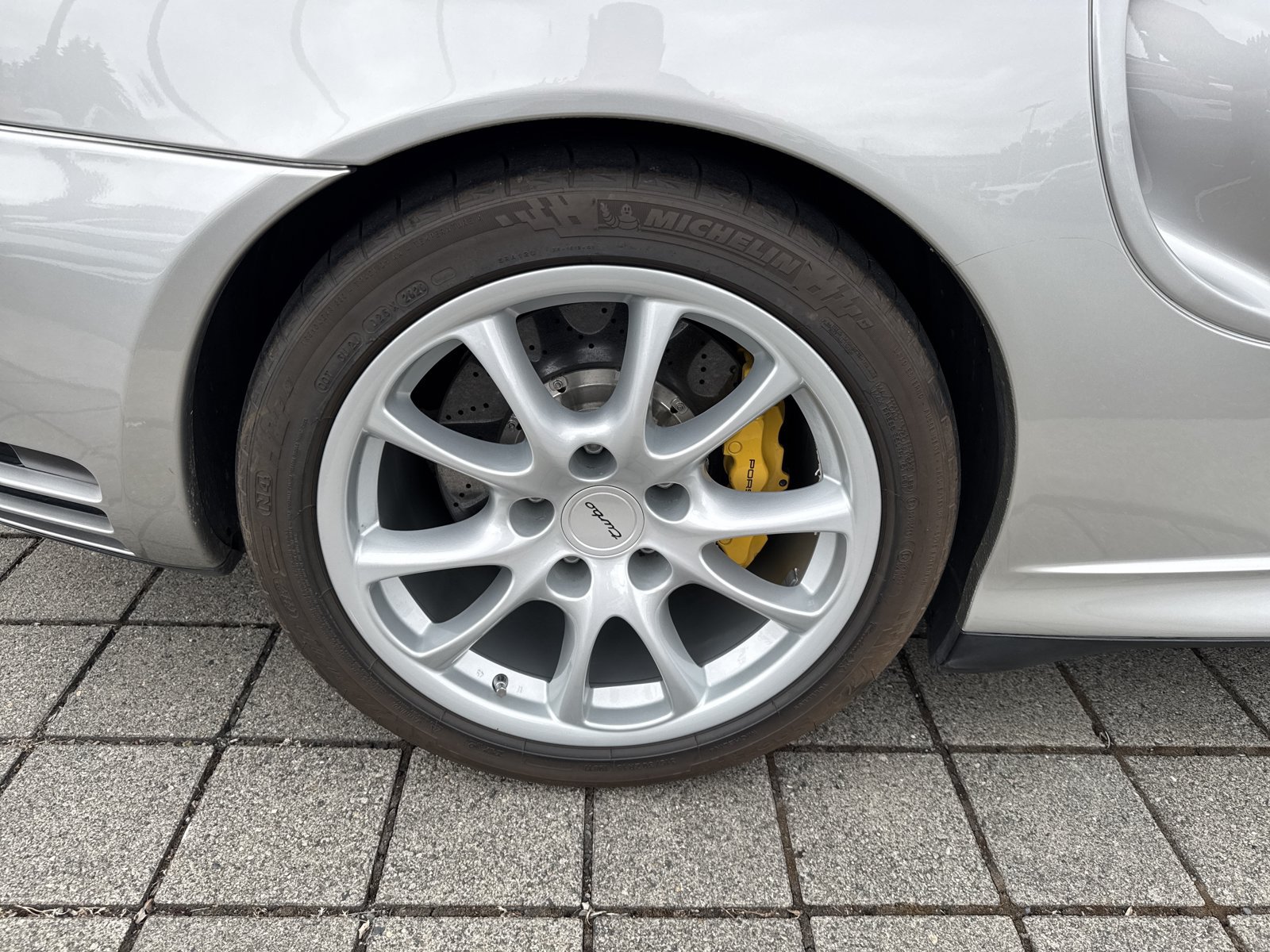Used 2004 Porsche 911 Turbo AWD/4WD image 12