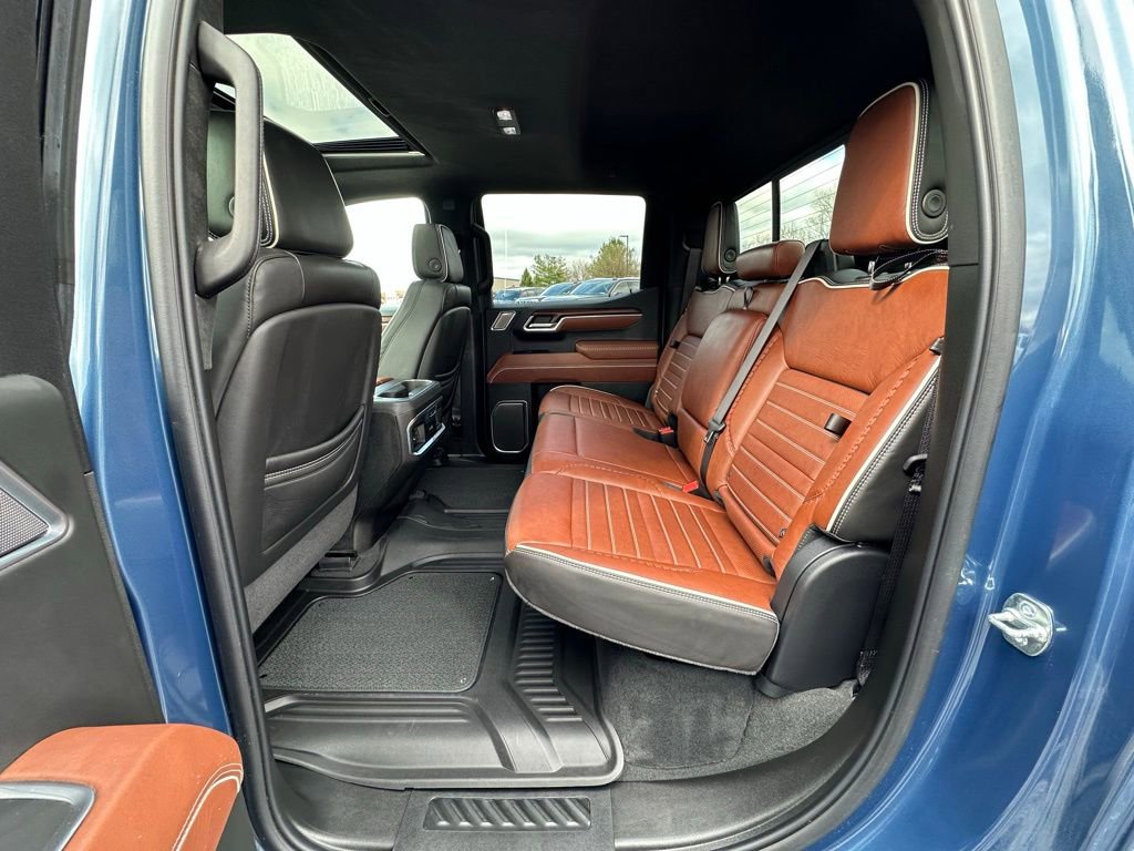 Used 2025 GMC Sierra 1500 Denali Ultimate image 7
