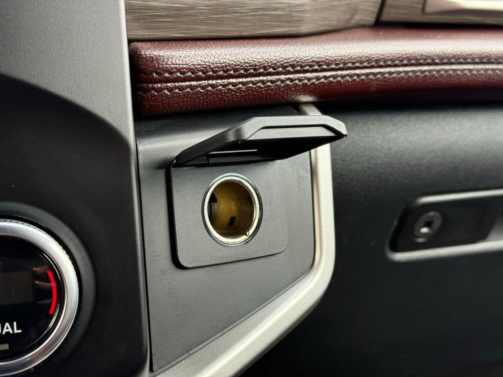 Used 2024 Ford Expedition Max Limited image 23