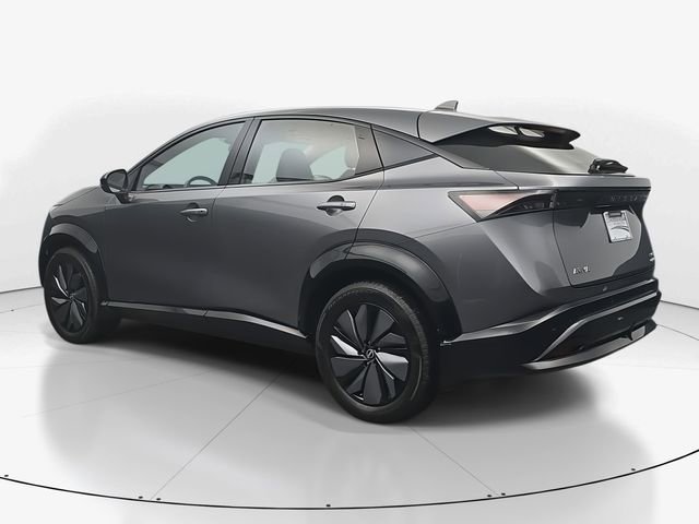 Used 2023 Nissan Ariya AWD image 7
