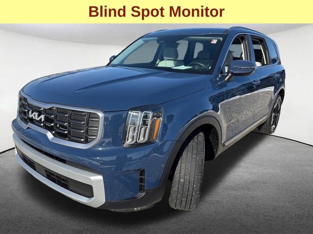 Used 2024 Kia Telluride S image 5