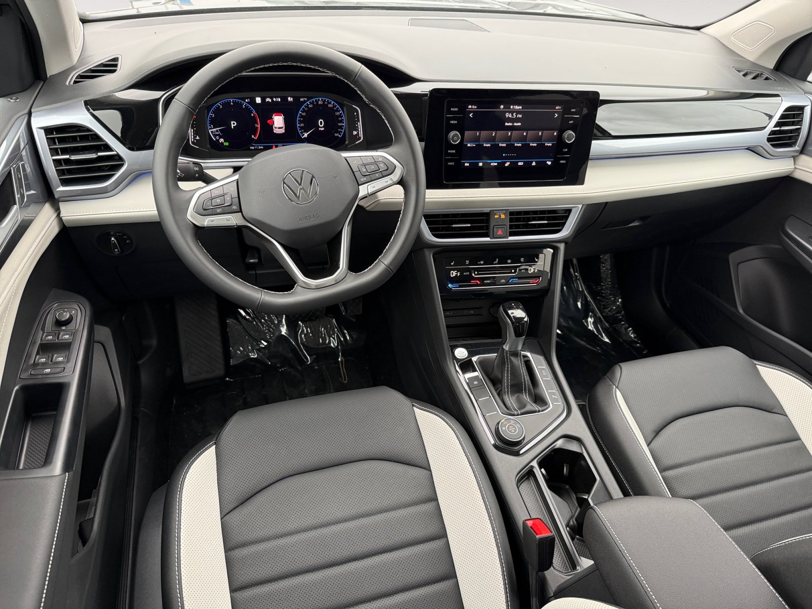 New 2026 Volkswagen Taos SEL AWD/4WD image 15