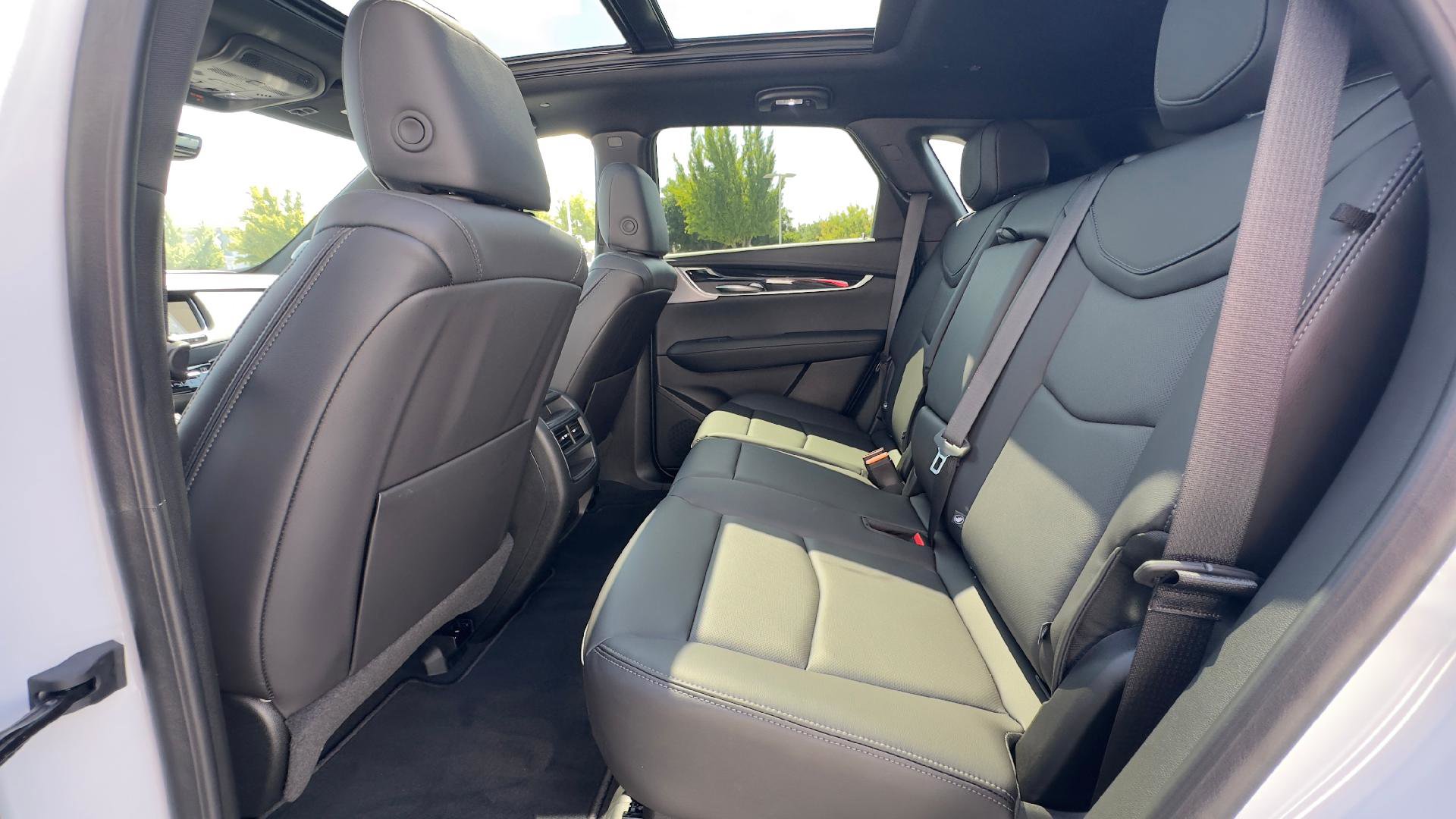 New 2025 Cadillac XT5 Premium Luxury w/ Technology Package image 6