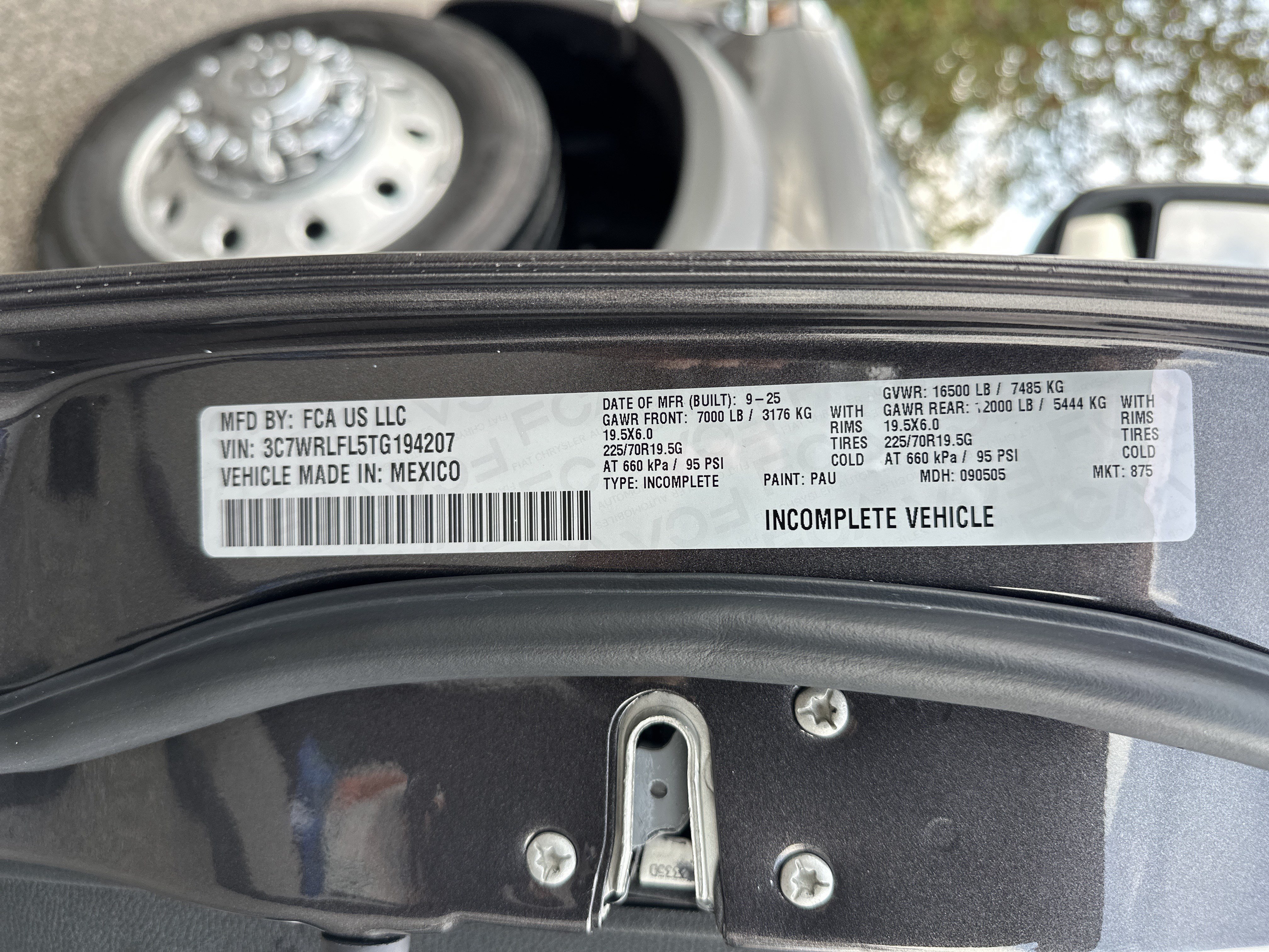 New 2026 RAM 4500 Tradesman w/ Chrome Appearance Group AWD/4WD image 29