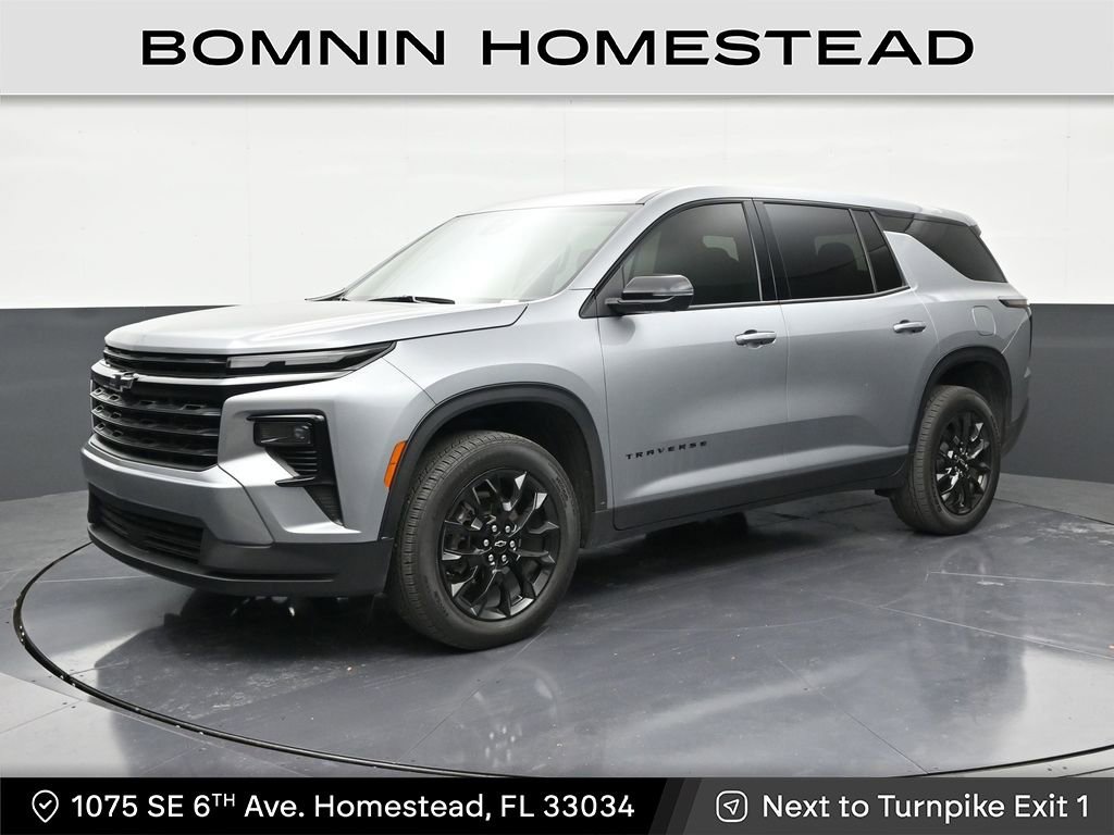 Used 2024 Chevrolet Traverse LS w/ Midnight/Sport Edition