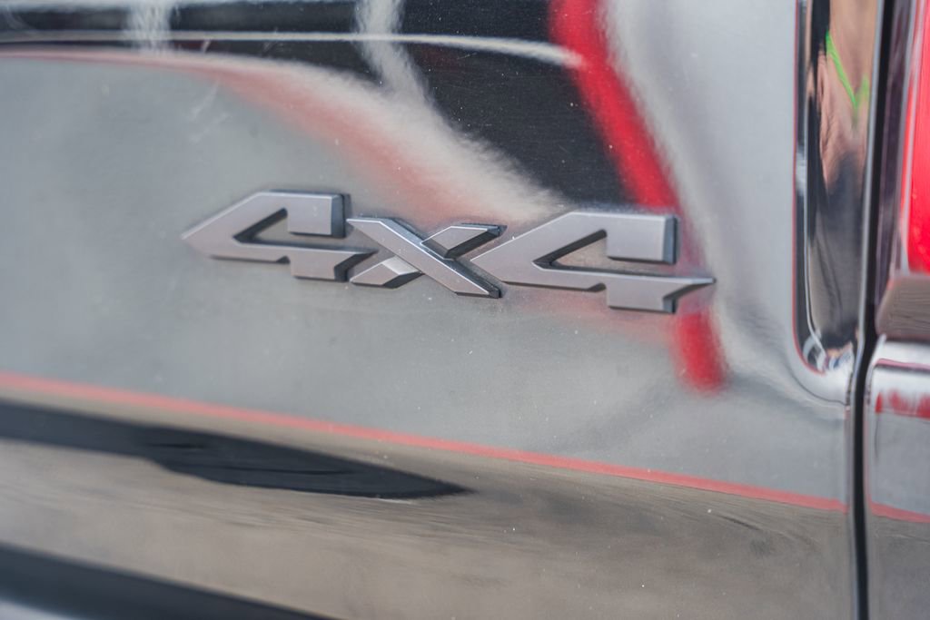 Used 2022 RAM 1500 Limited w/ Night Edition image 11