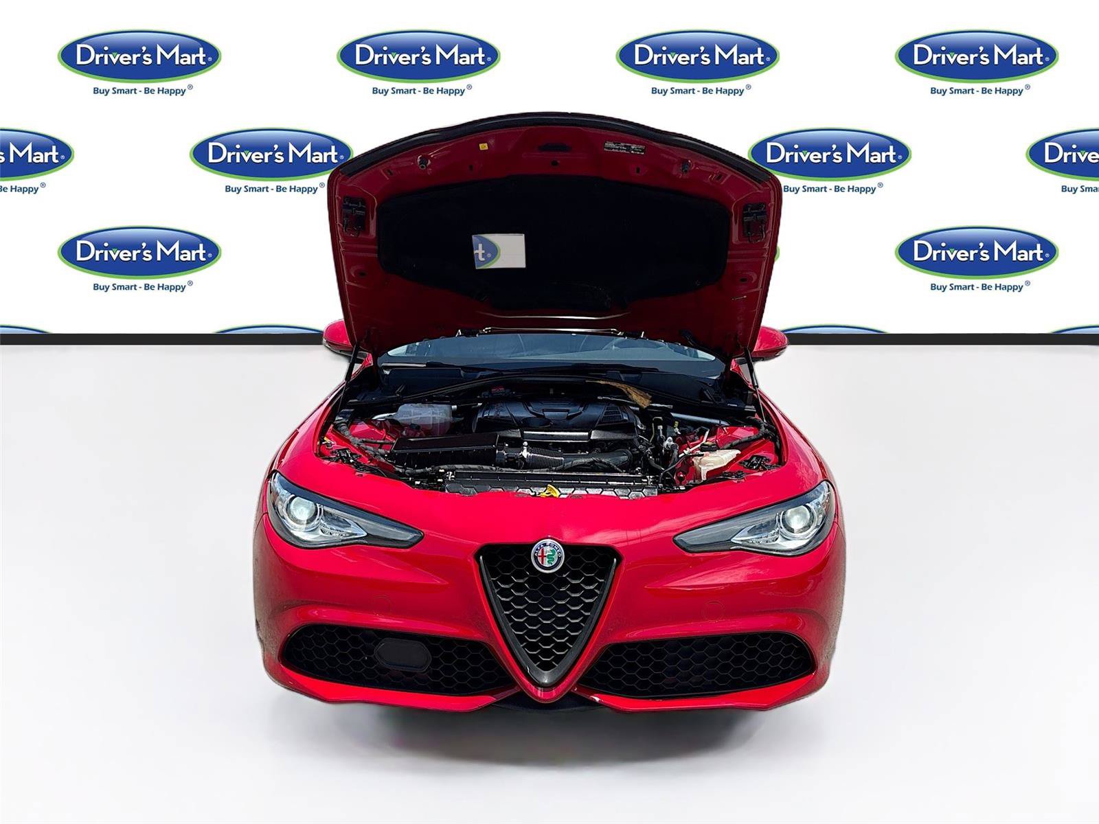 Used 2017 Alfa Romeo Giulia w/ Sport Appearance Package RWD image 32