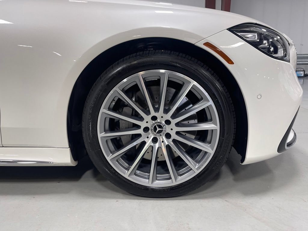Certified 2022 Mercedes-Benz S 500 4MATIC w/ AMG Line Package image 16