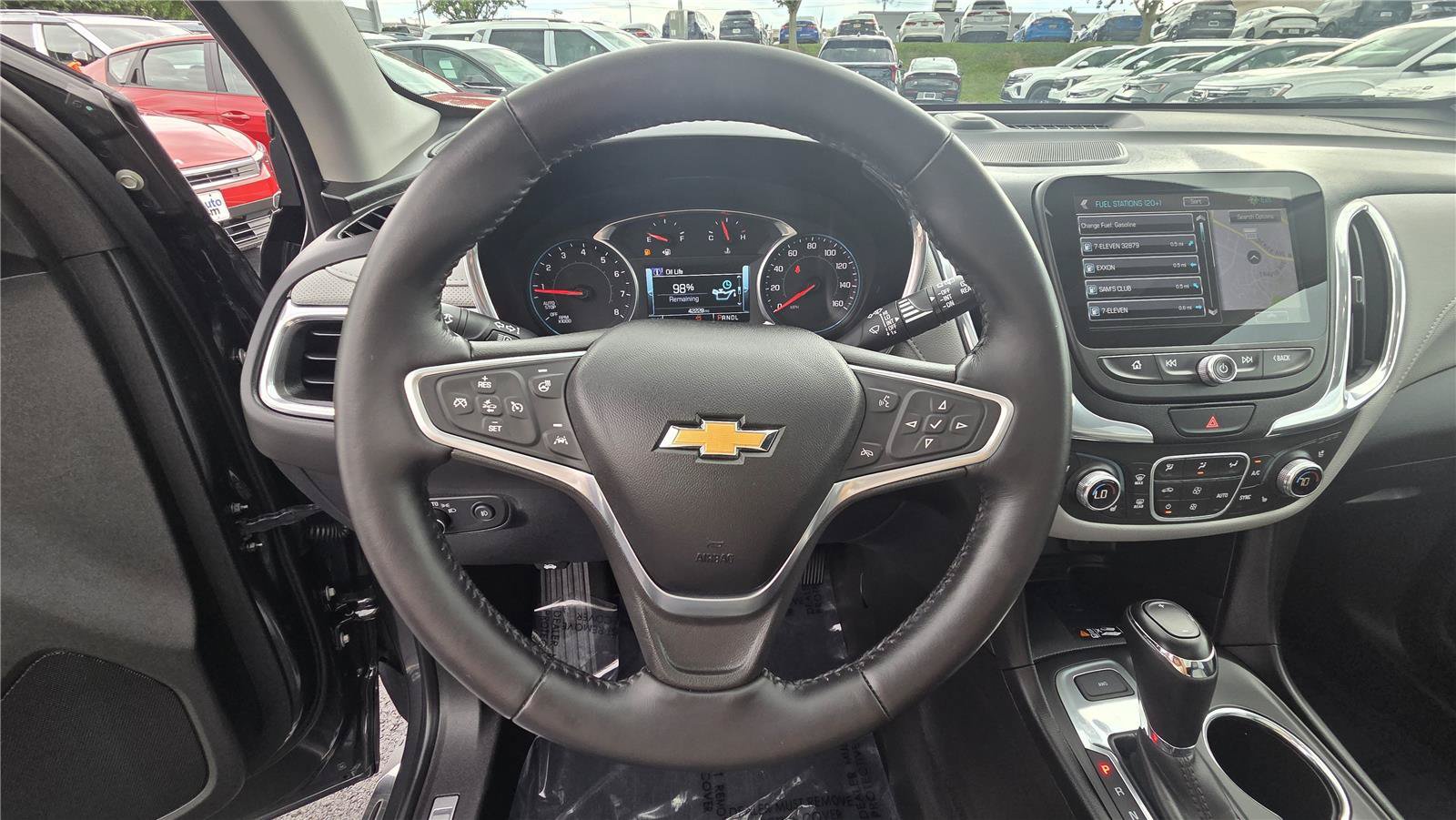 Used 2018 Chevrolet Equinox Premier AWD/4WD image 18