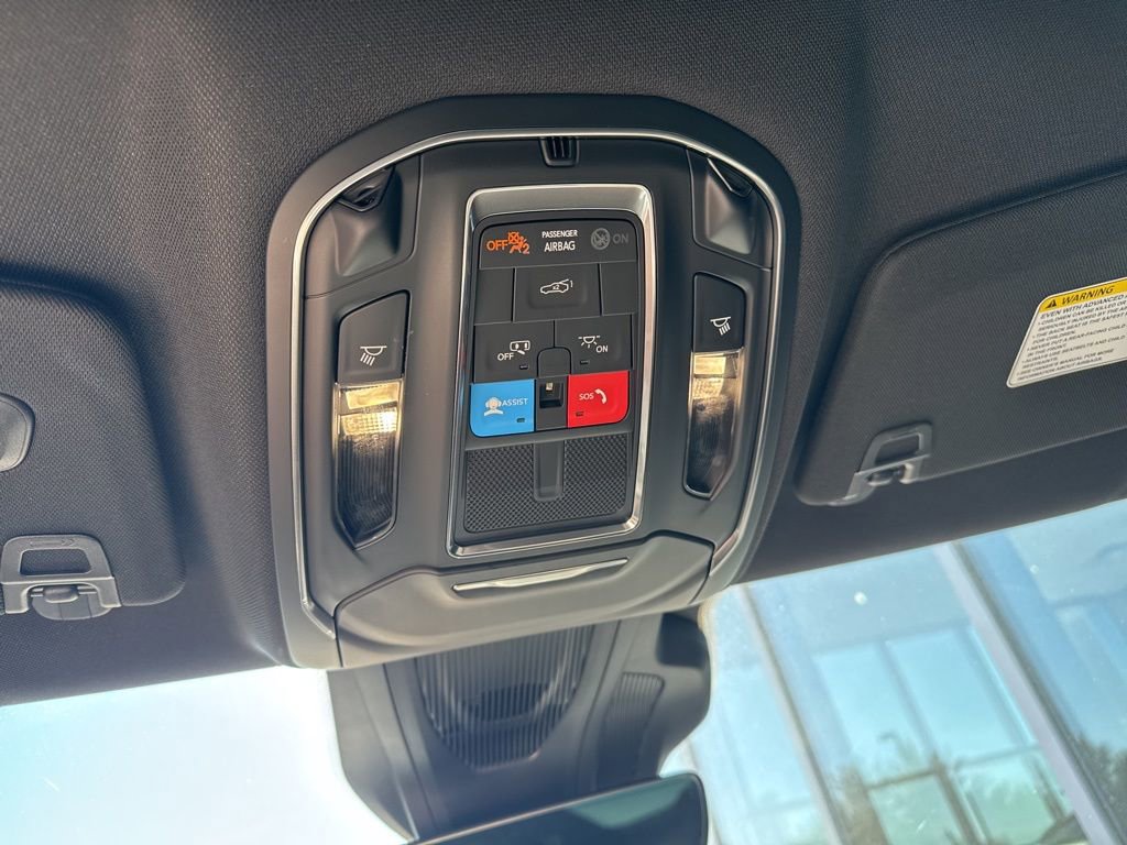 New 2024 Dodge Charger R/T w/ Plus Group image 16