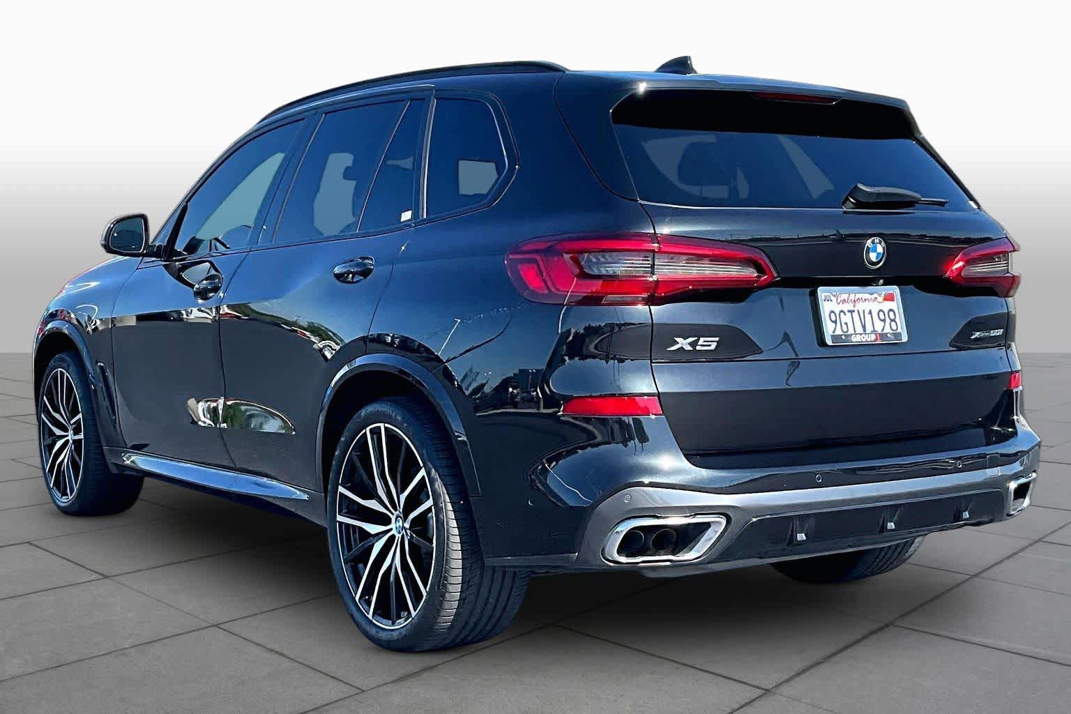 Used 2019 BMW X5 xDrive50i w/ M Sport Package AWD/4WD image 11