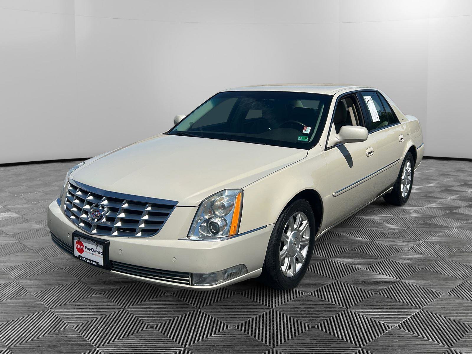 Used 2010 Cadillac DTS FWD image 1