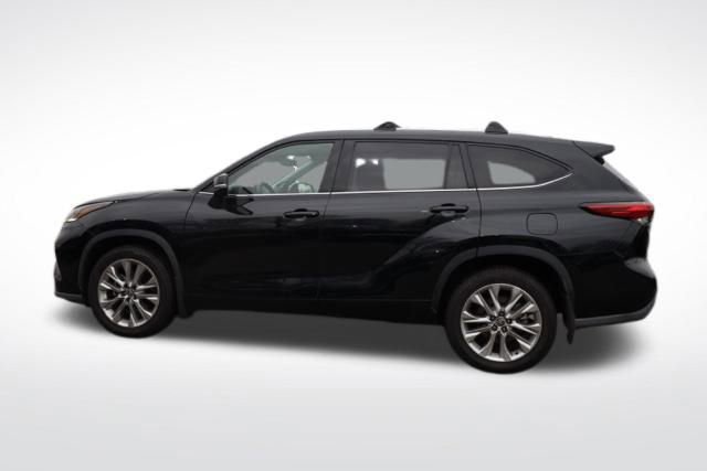 Used 2022 Toyota Highlander Limited image 8