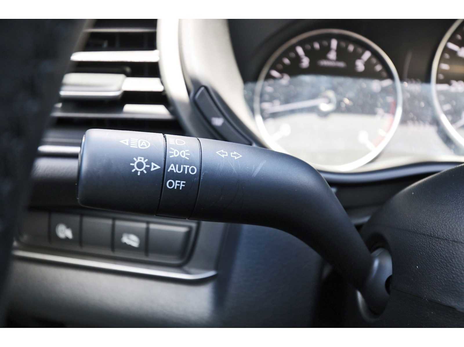 Certified 2025 MAZDA CX-30 AWD 2.5 S w/ Select Sport Pkg image 17