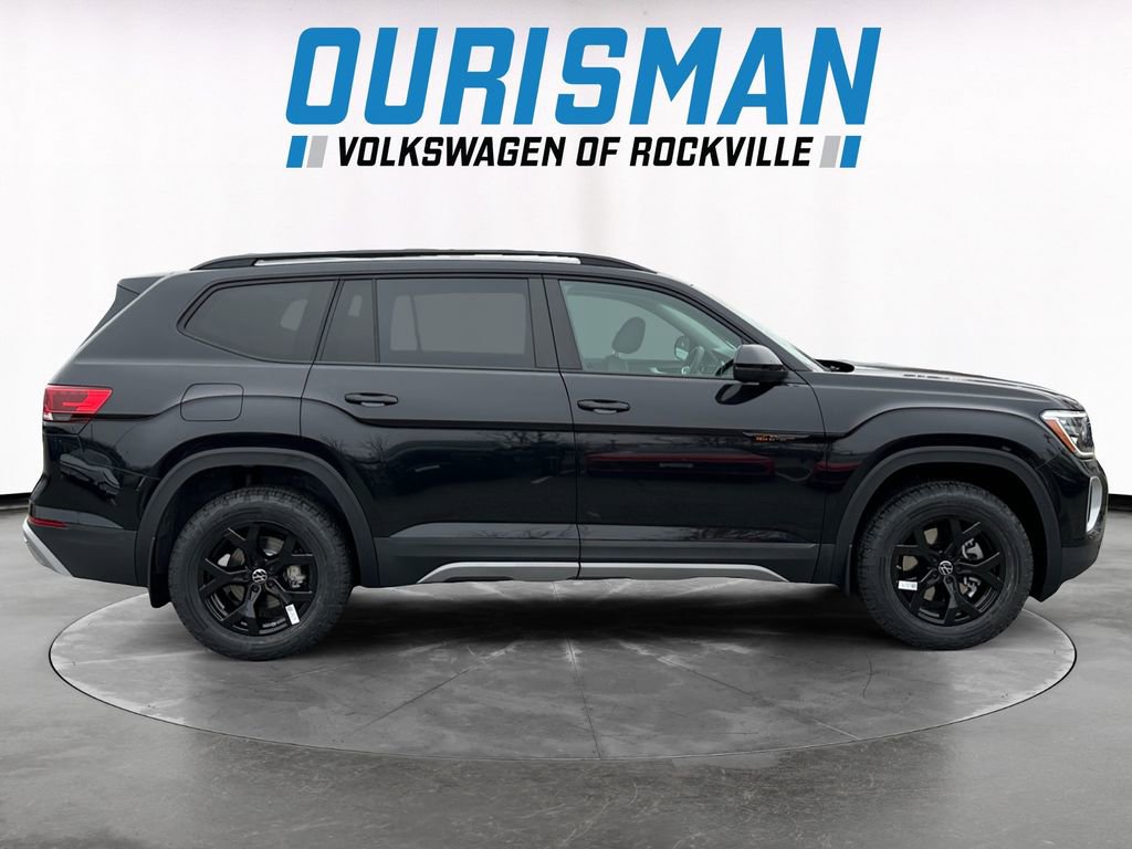New 2026 Volkswagen Atlas Peak Edition image 7