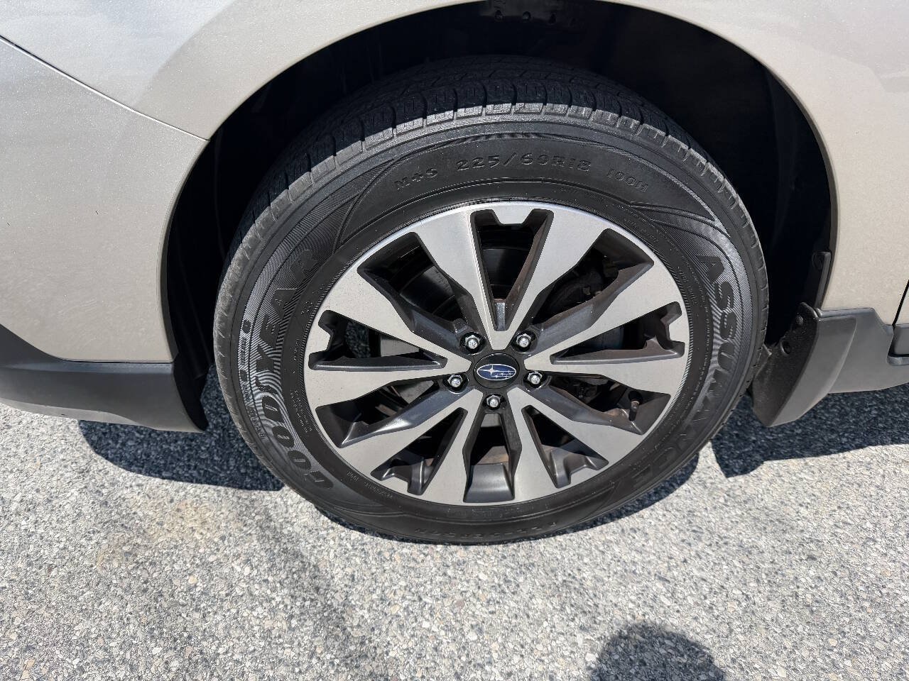 Used 2017 Subaru Outback 2.5i Limited AWD/4WD image 34