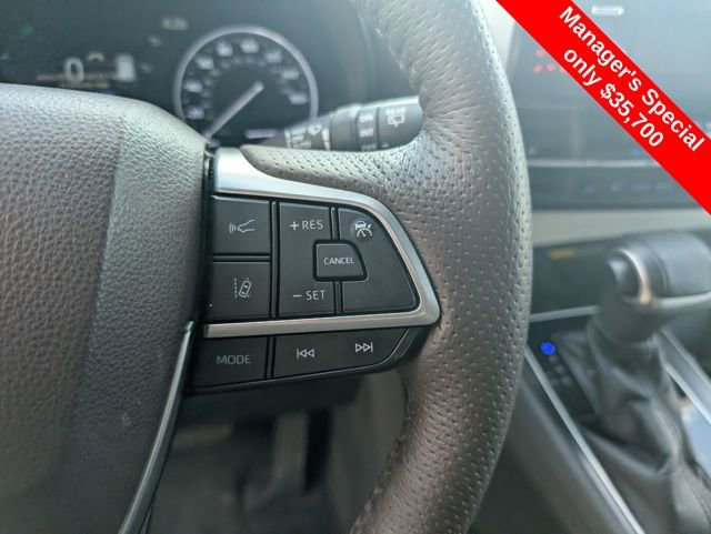 Used 2021 Toyota Sienna Platinum image 16