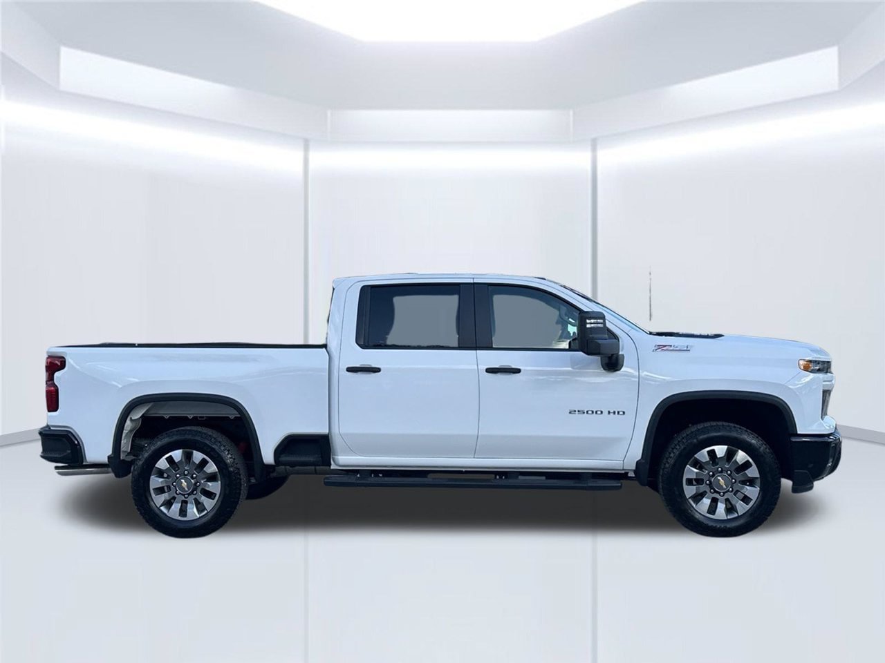 New 2026 Chevrolet Silverado 2500 Custom w/ Custom Value Package AWD/4WD image 8