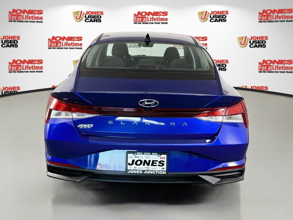 Certified 2023 Hyundai Elantra SEL w/ Convenience Package FWD image 15