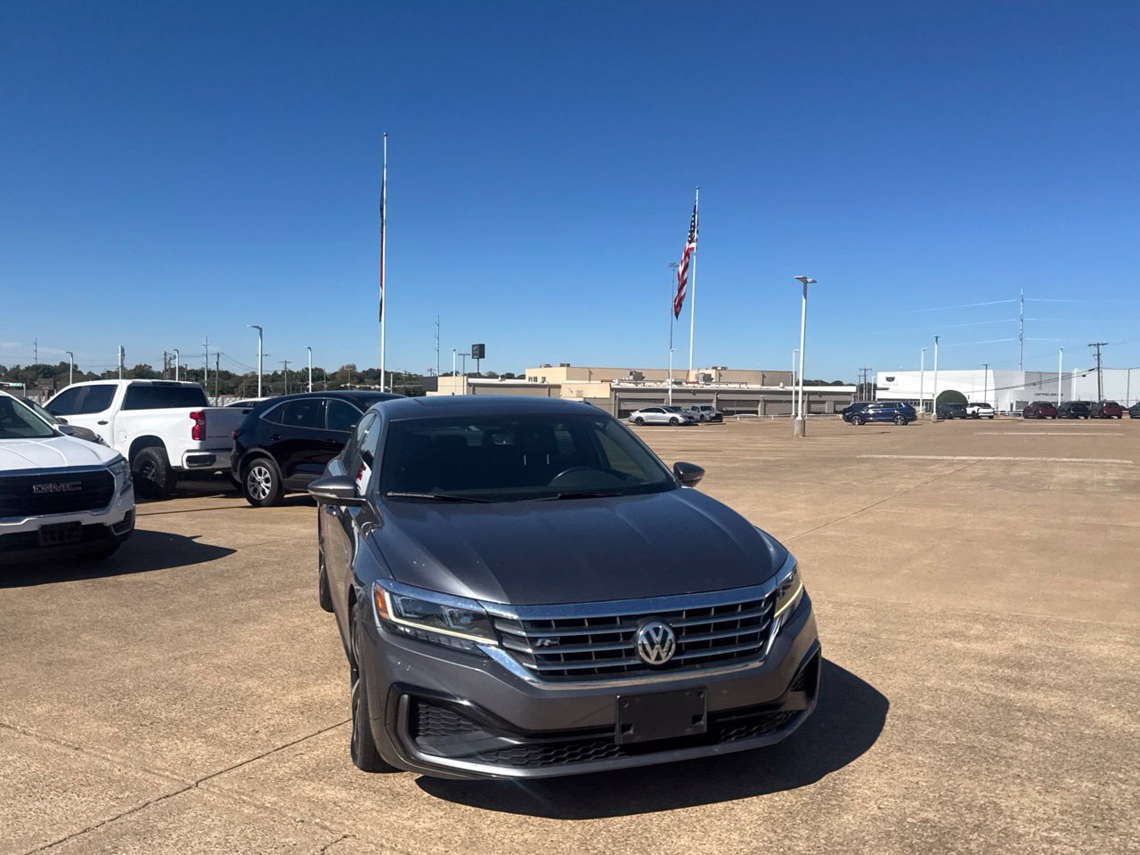 Used 2022 Volkswagen Passat 2.0T R-Line FWD image 5