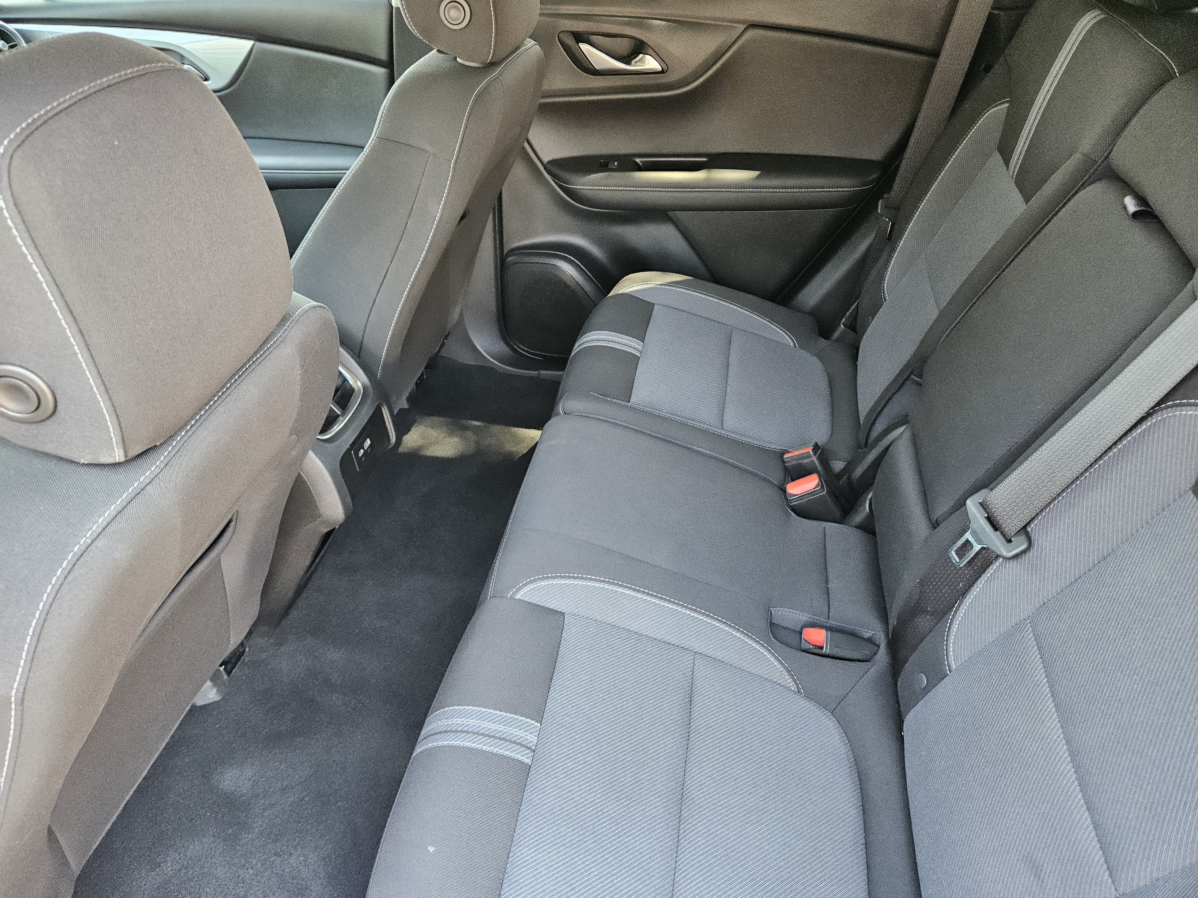 Used 2023 Chevrolet Blazer LT w/ Convenience Package FWD image 27