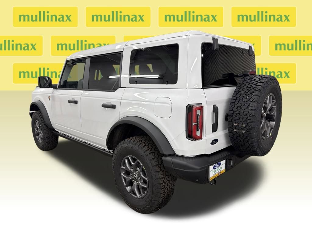 New 2025 Ford Bronco Badlands image 9