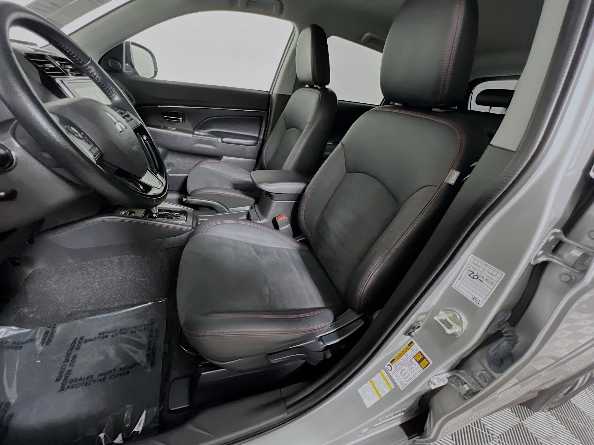 Used 2023 Mitsubishi Outlander Sport SE image 15
