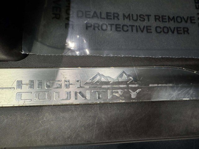 Used 2020 Chevrolet Silverado 2500 High Country w/ Technology Package AWD/4WD image 45