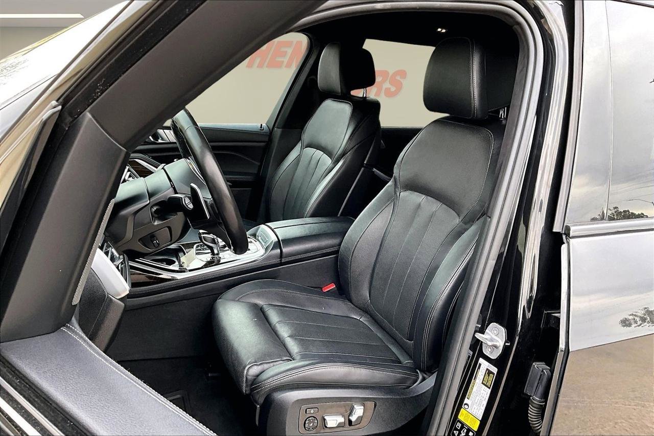 Used 2019 BMW X7 xDrive50i w/ M Sport Package image 22