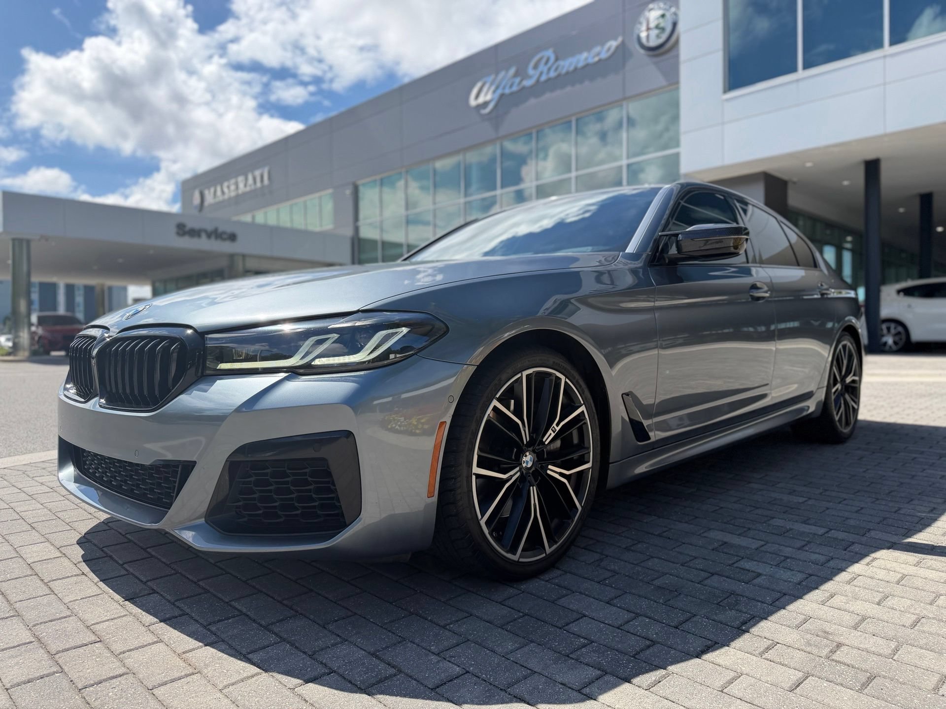 Used 2021 BMW 540i w/ M Sport Package RWD image 11