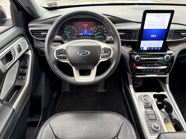 Used 2023 Ford Explorer Limited w/ Limited Technology Package image 21