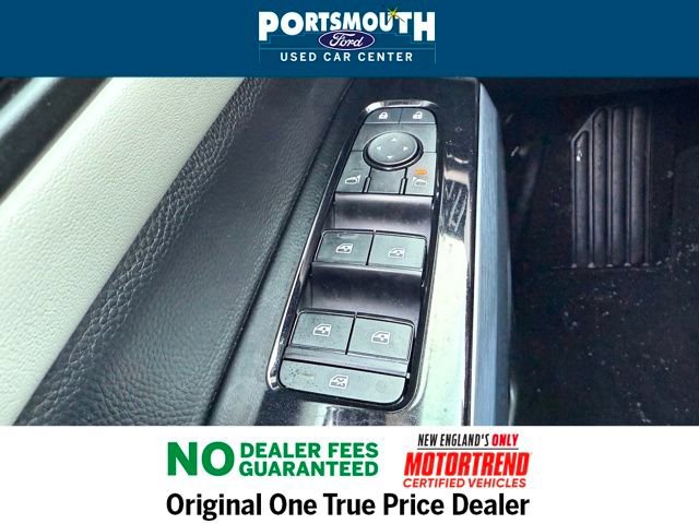 Used 2025 Nissan Pathfinder SL image 24