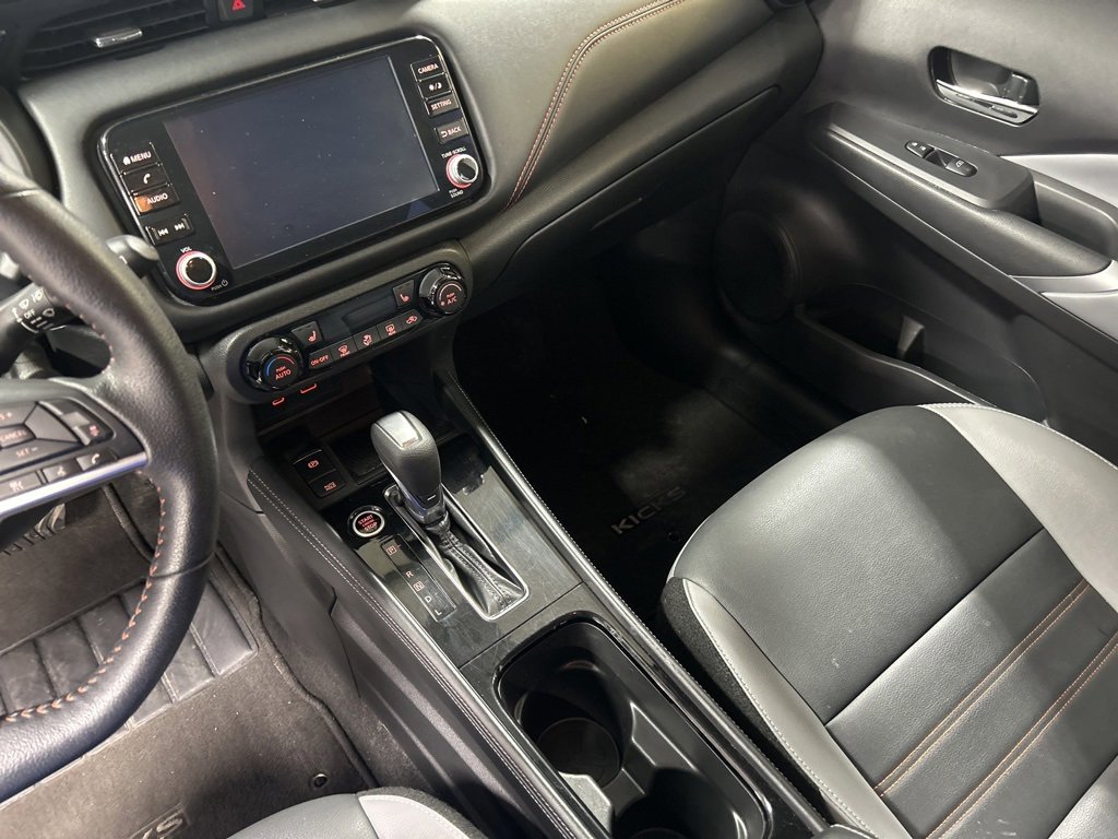 Used 2023 Nissan Kicks SR w/ SR Premium Package image 7