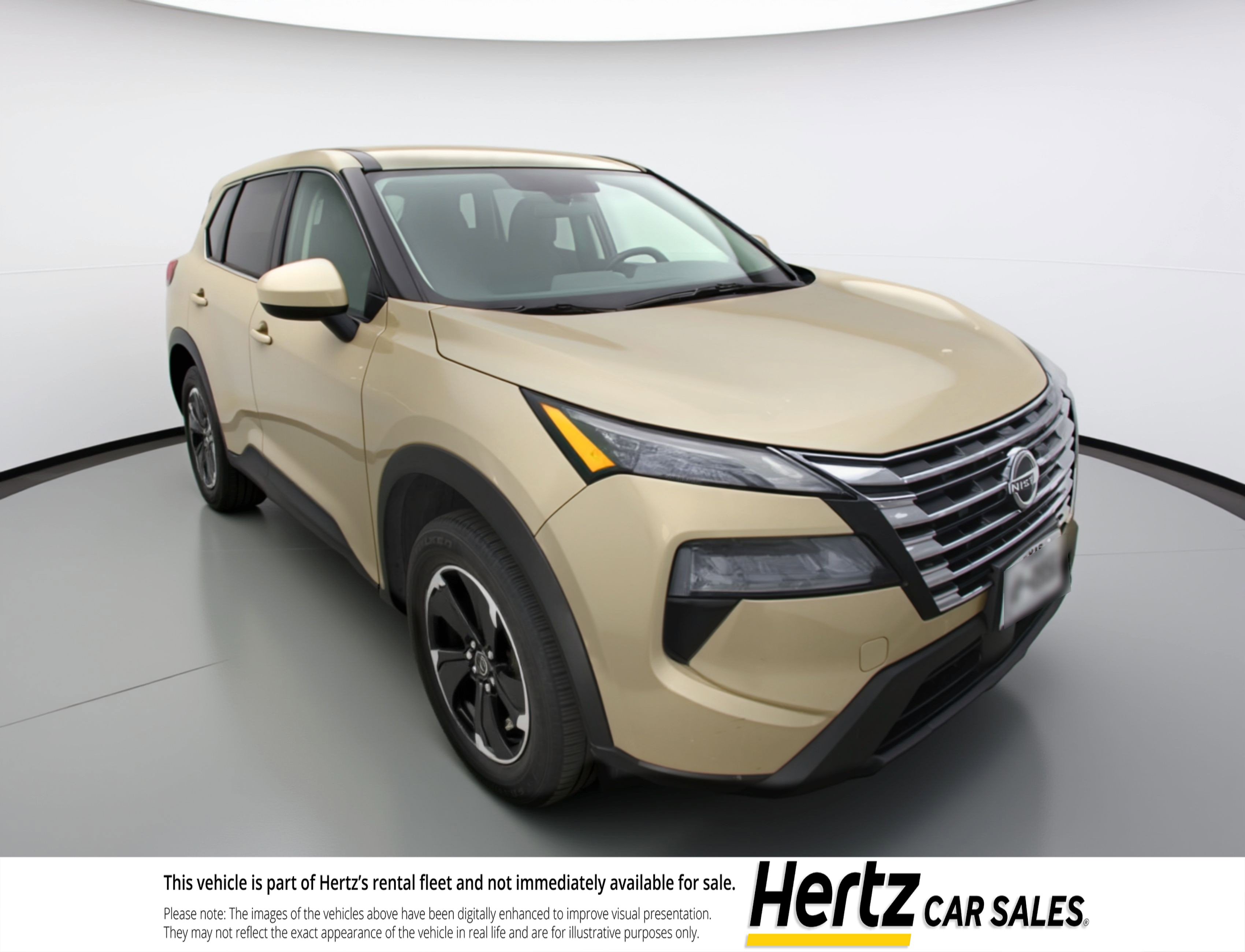 Used 2025 Nissan Rogue SV image 1