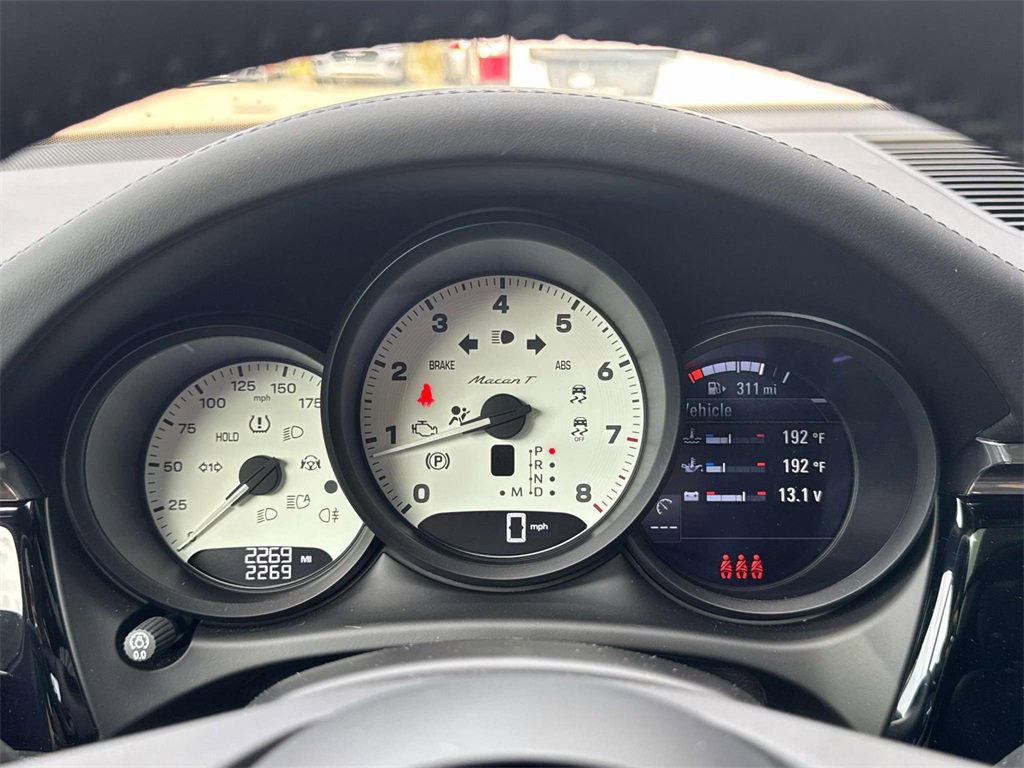 Used 2025 Porsche Macan Turbo image 19