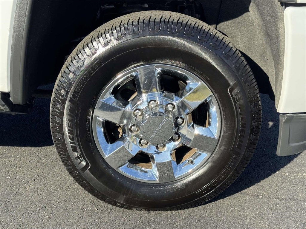 Used 2019 GMC Sierra 3500 Denali w/ Duramax Plus Package image 26